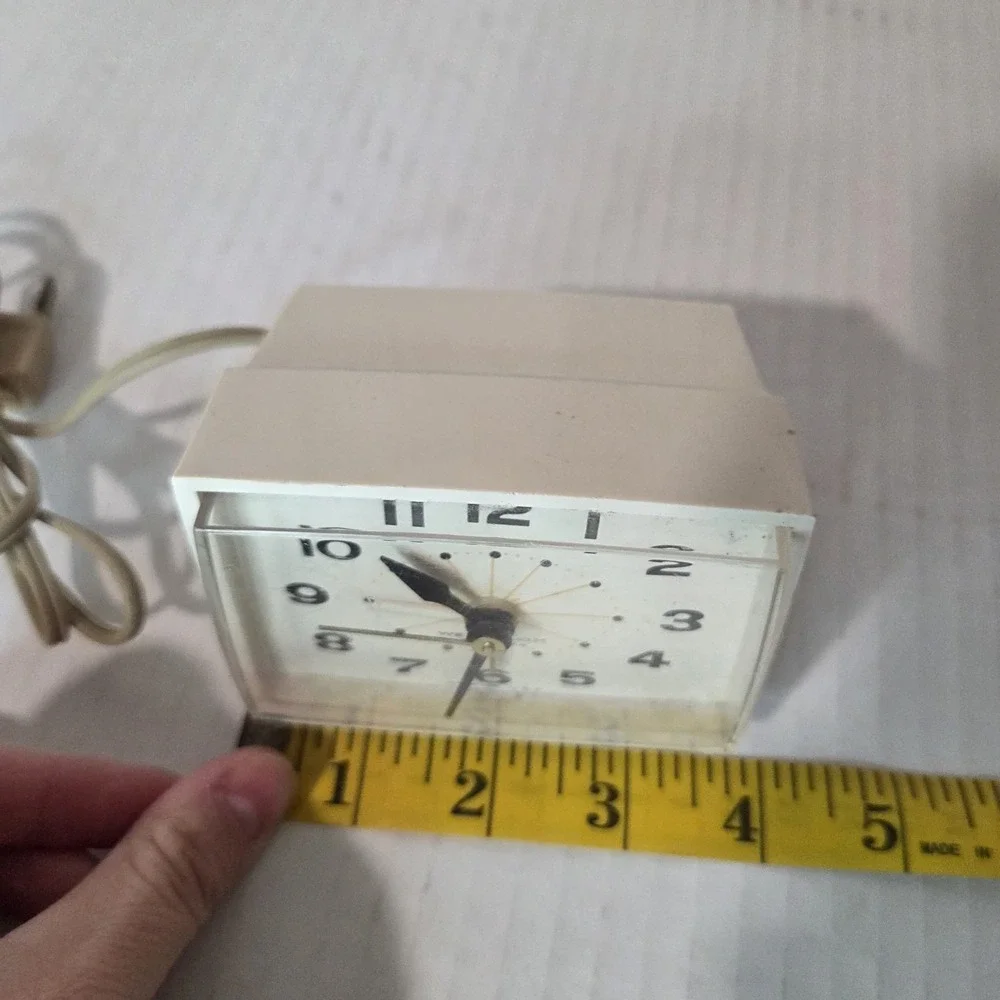 Westclox Bold II Dialite Electric Alarm Clock Lighted Dial Vtg 20291 Atomic